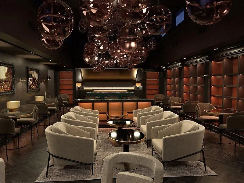 U-Visionary Roma Hotel