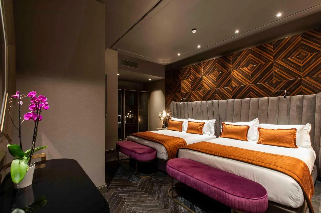 U-Visionary Roma Hotel 4*, Rome