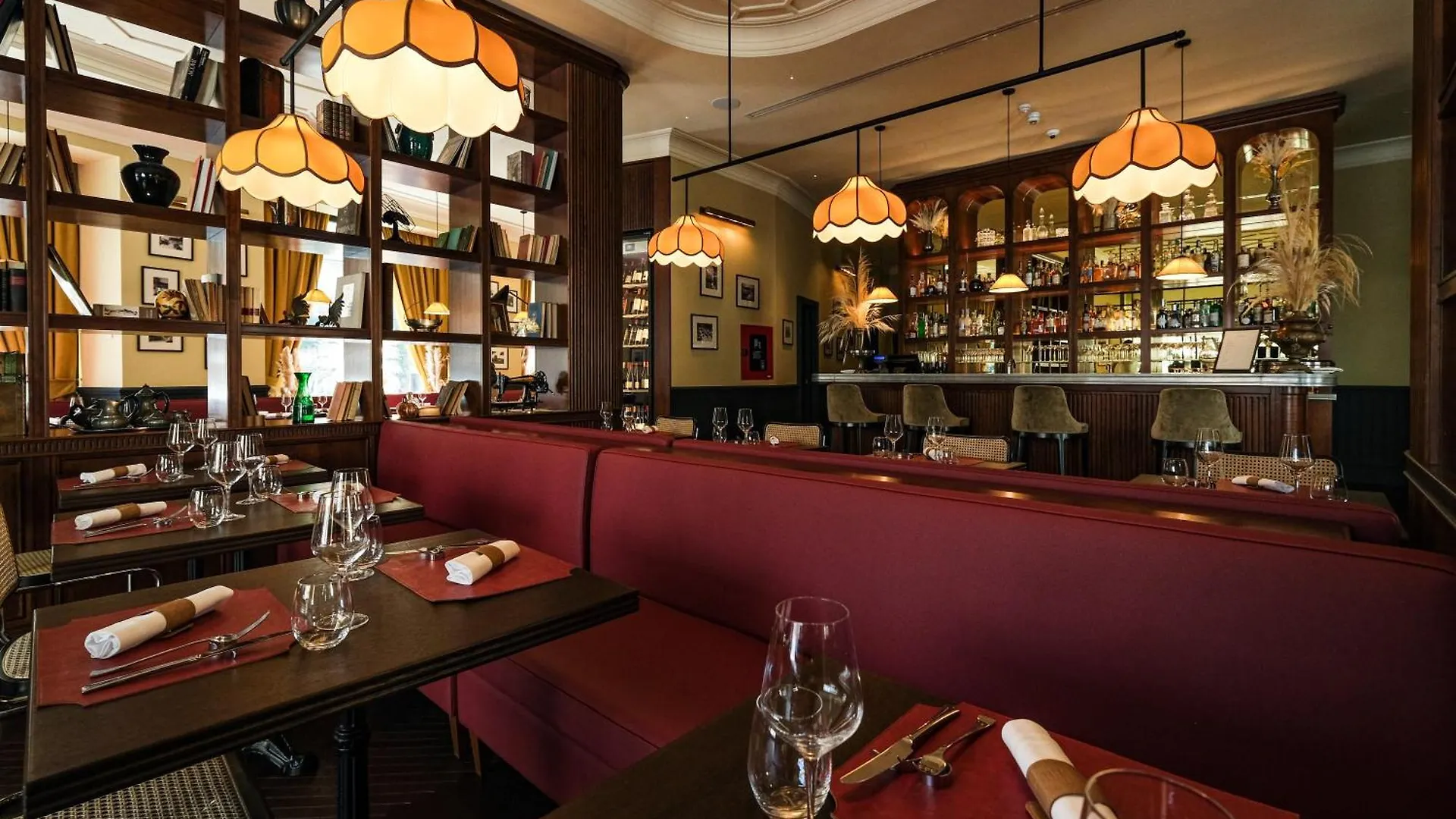 U-Visionary Roma Hotel